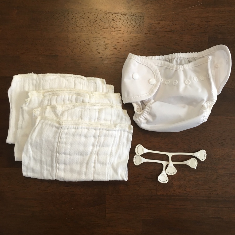 Thirsties Cloth Diaper Cover, Prefolds, Snappis